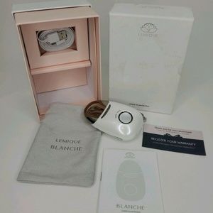 Lemique Blanche Face Massager Skin Tightening